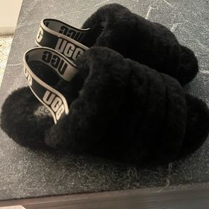 UGG fluff yeah! Slippers